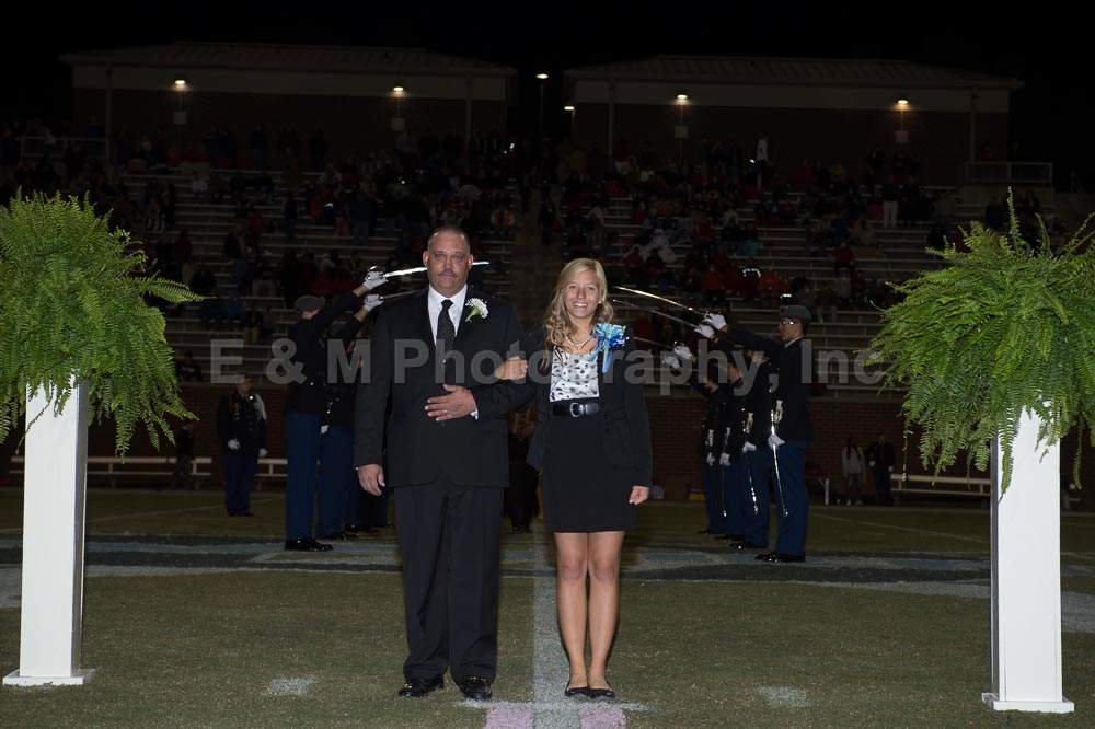Homecoming Night 159.jpg